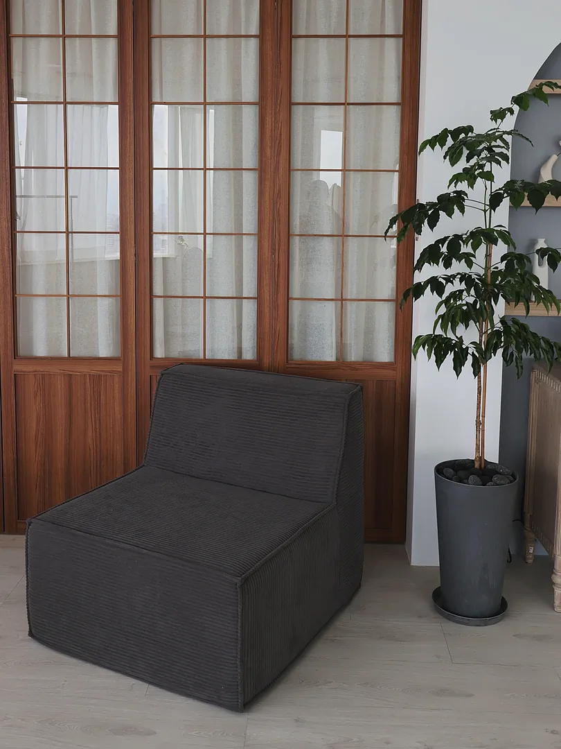 日光柔光棚的白色角落